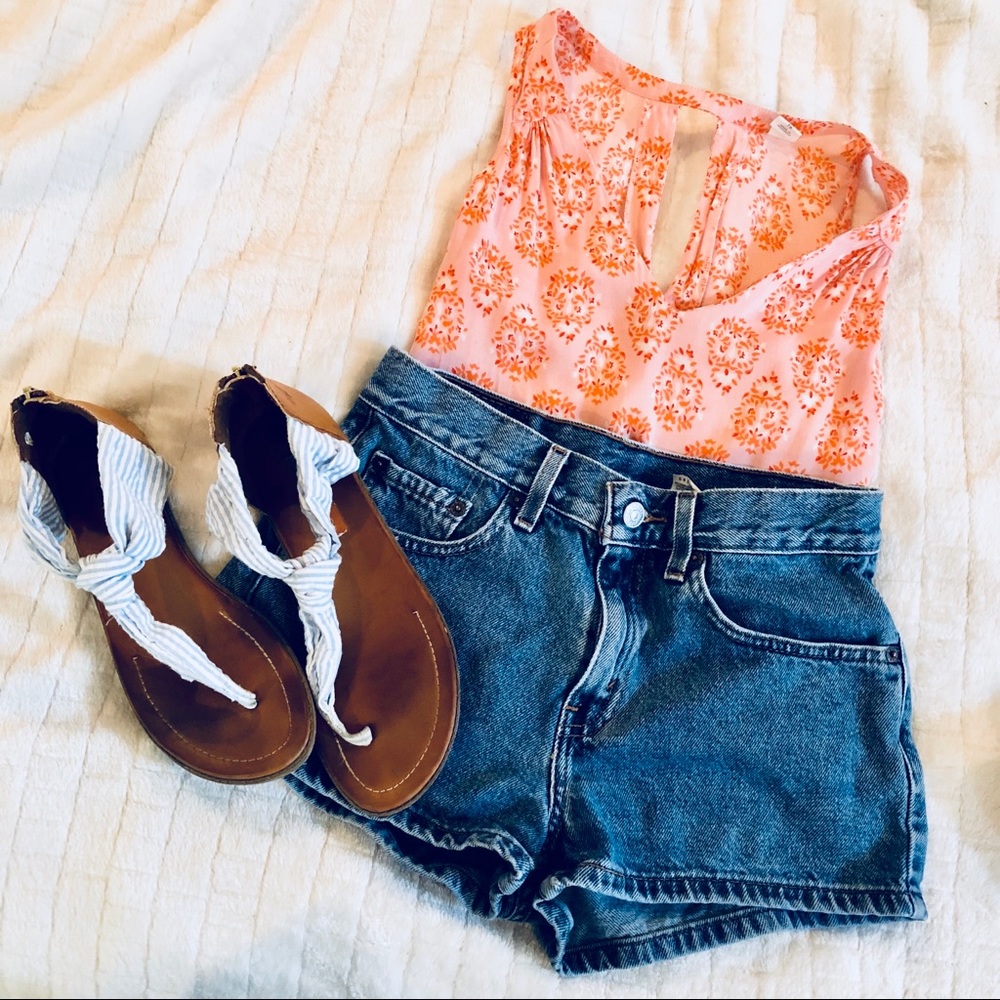 Levi Hi-Rise Shorts